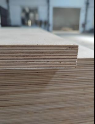 Decoração de hotéis 18mm Melamina contraplacado laminado com acabamento de superfície de placa de folheado