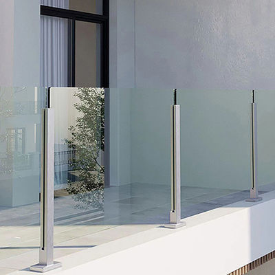 Parede montada estilo moderno aço inoxidável 304 vedação de vidro para escada balcão guincho