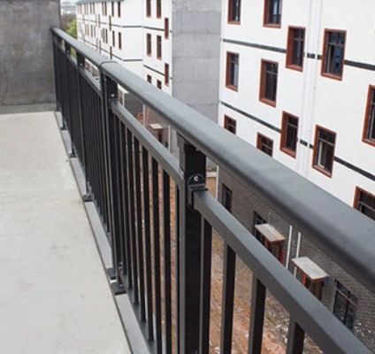 Grades de alumínio para balcão de edifícios de escritórios