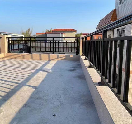 Edifício de escritórios Balcão Manobrista de alumínio com design moderno e montagem de piso