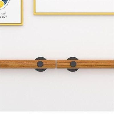 Design moderno contra a parede Loft interior Barrancos para idosos Escadas de madeira Manobras