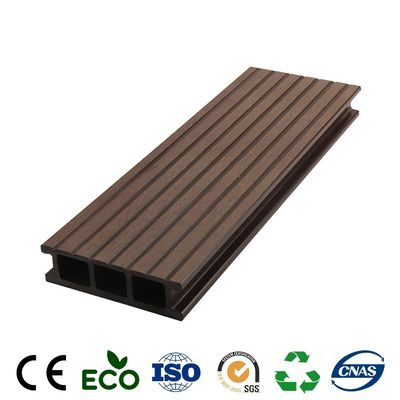 Chineses 18mm Moderno Design de madeira-plástico pisos misturados para o exterior em material à prova d'água