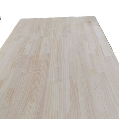 Moderno estilo de design de madeira de pinho Finger Joint Board e competitivo para móveis de interior