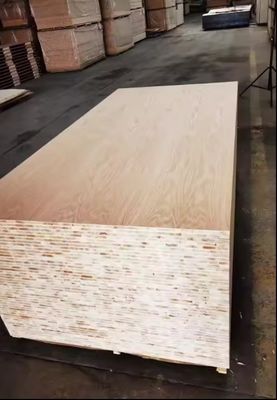 Madeira contraplacada laminada de melamina 3mm-21mm impermeável para decoração de hotéis