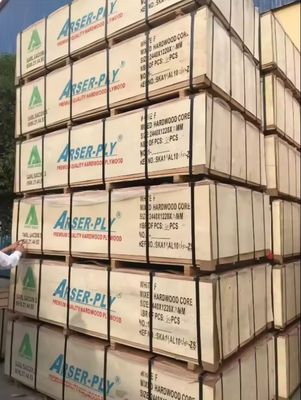 Madeira contraplacada laminada de melamina 3mm-21mm impermeável para decoração de hotéis