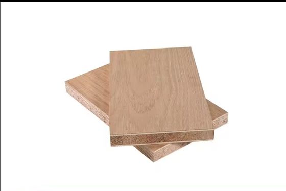 Material de painel não metálico 6mm 18mm 25mm Madeira de bétula Veneer Mobiliário contraplacado para trabalho interior