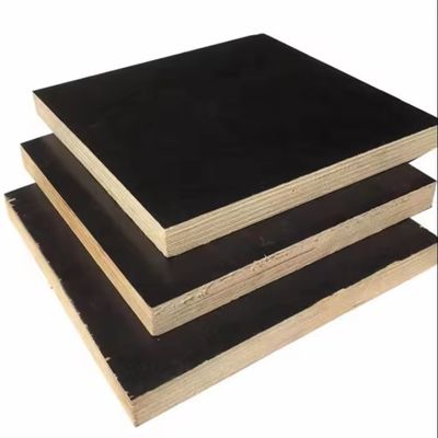 Decoração de dois lados Modern Veneer Board 12x18mm Marine Film Faced Plywood Panels