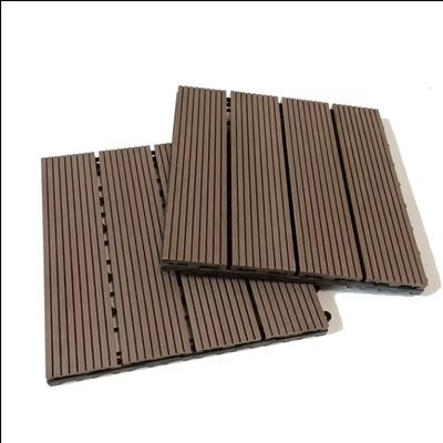 Terraço Madeira Plástico Composite Café WPC 300 * 300mm azulejos de piso para jardim ao ar livre suave